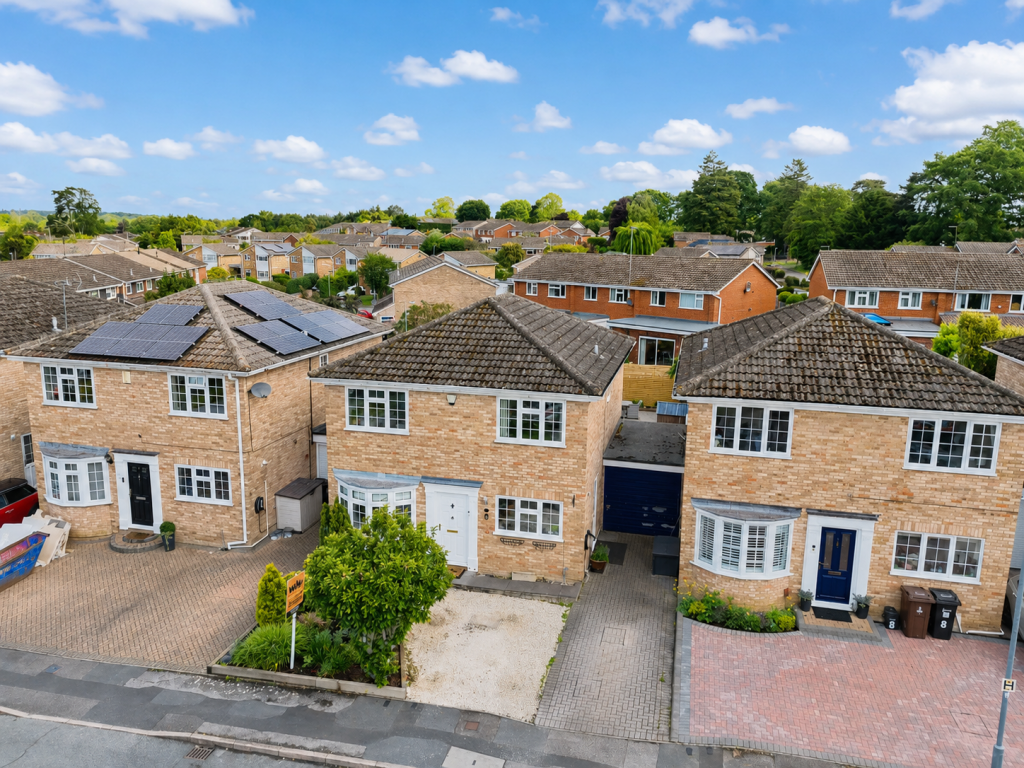 Main image of property: Challenor Close, Finchampstead, RG40