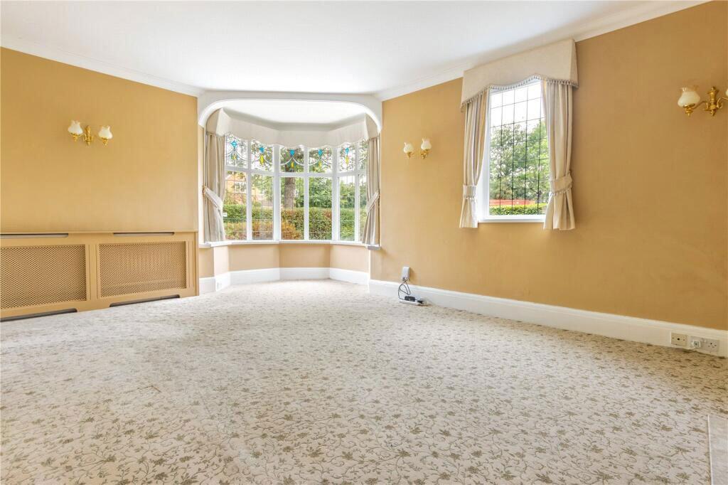 House in Grimsby, Holme Hill - View 3