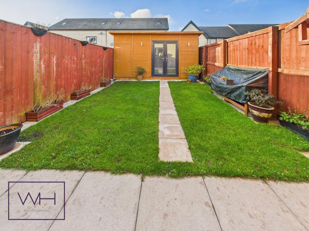 25, Parkway , Thurnscoe, Rotherham  photo 2