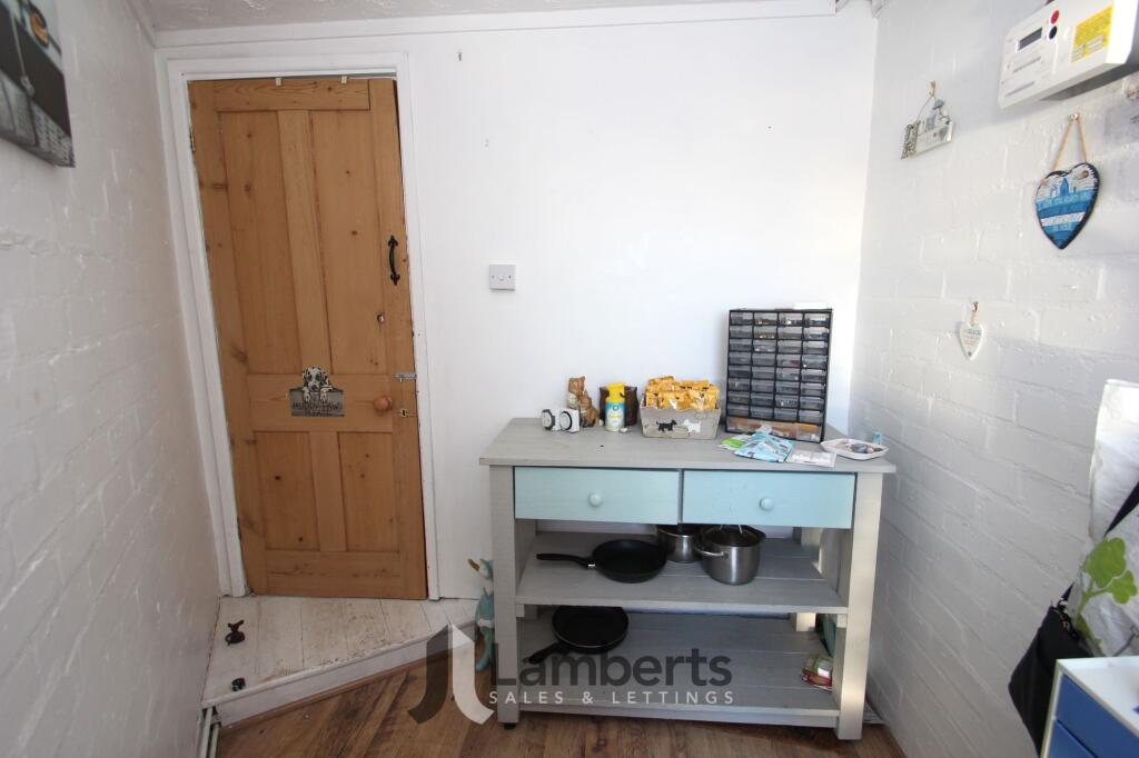 Additional image 15 of Wychwood Drive, Hunt End, B97