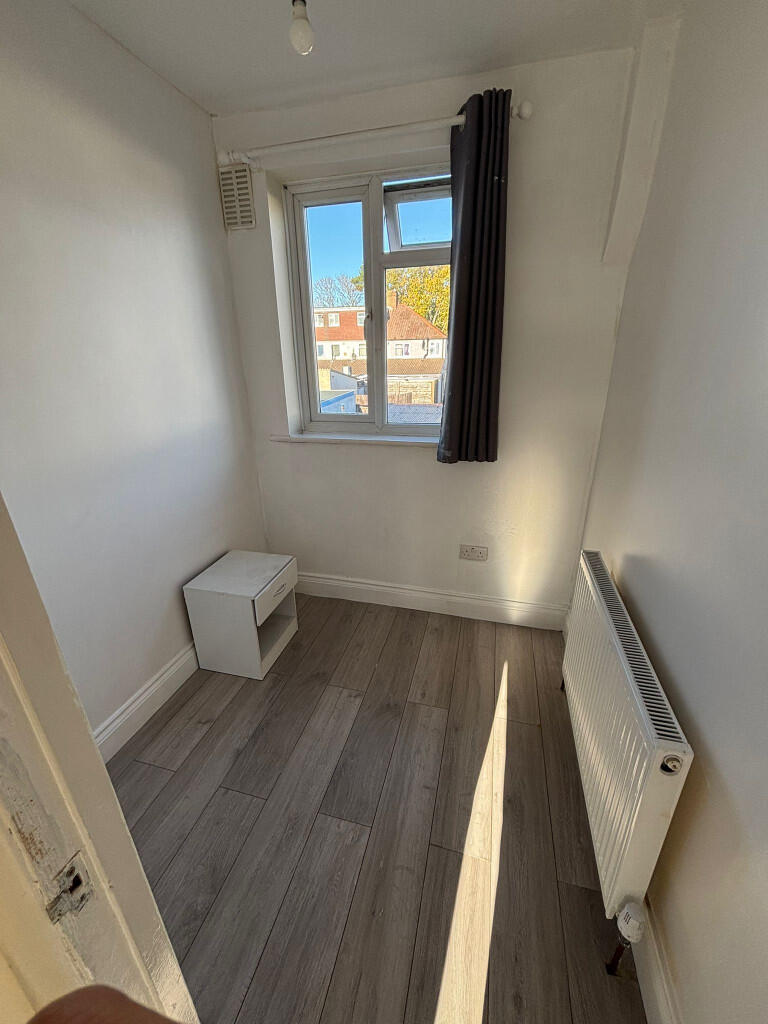 Main image of property: Rochford Way, London, CR0