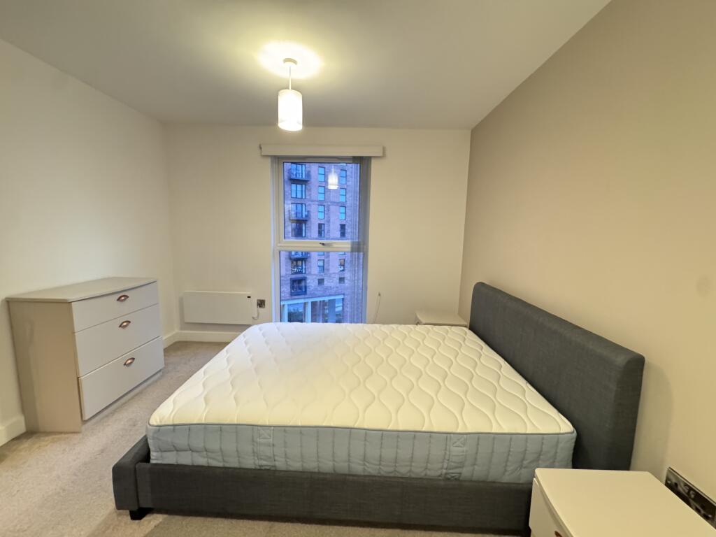 Apartment in Manchester - View 5
