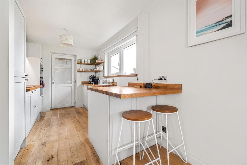House in Plymouth - View 5
