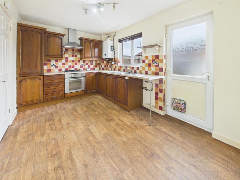House in Swindon - View 5