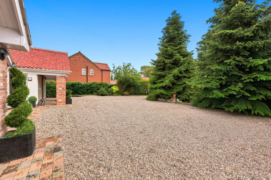 House in Nottingham - View 4