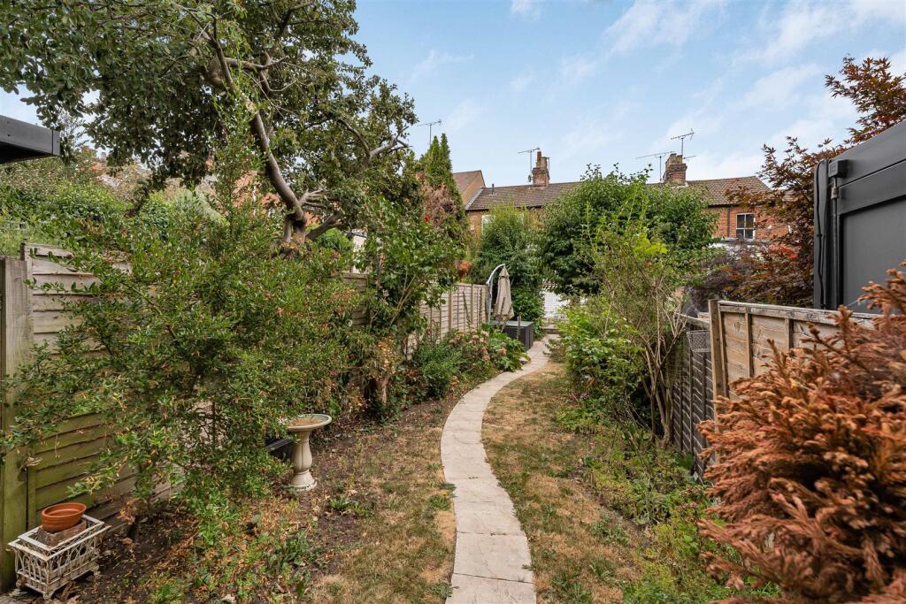 House in St Albans, Townsend - View 4