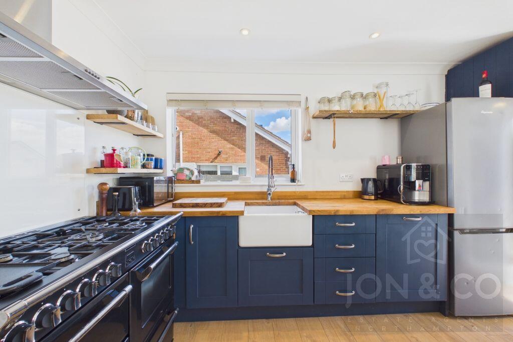 House in Northampton - View 4