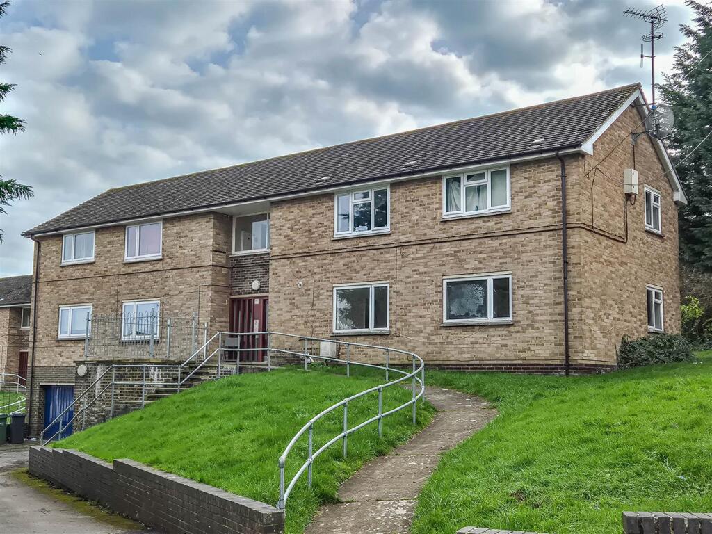 Main image of property: Springfields, Dursley