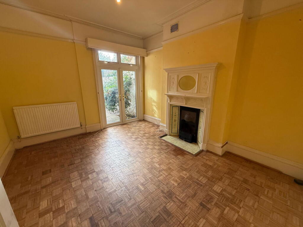 House in Thanet, Cliftonville West, Cliftonville - View 4