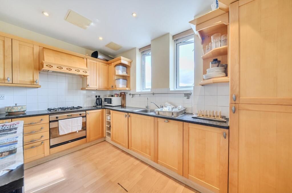 Apartment in Harrow - View 5