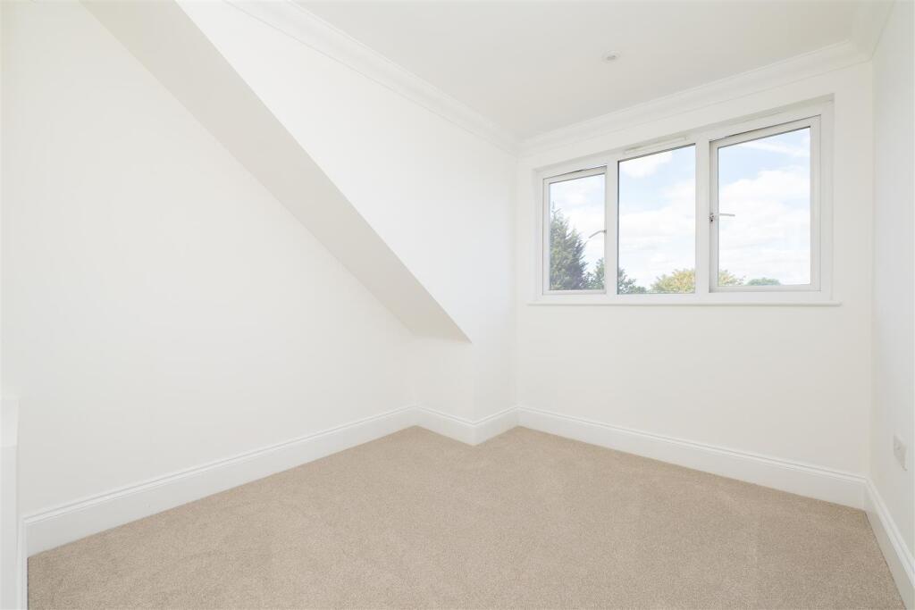 Apartment in London, Benhilton - View 5