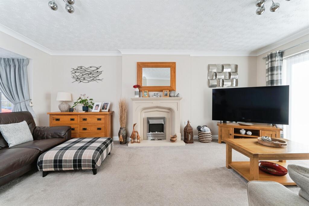House in Fenland, Wimblington - View 5
