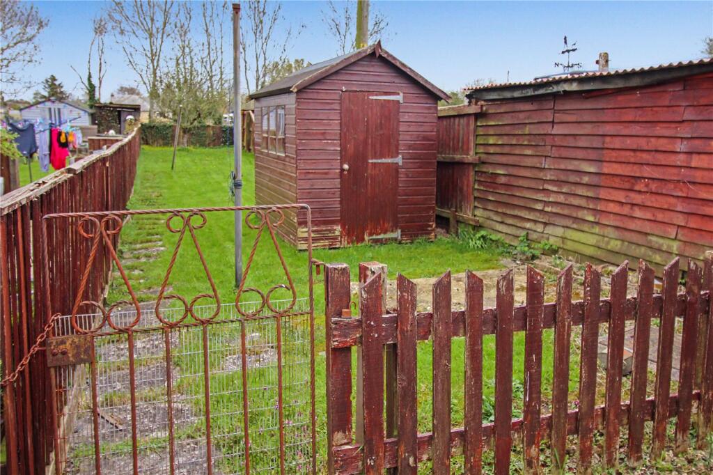 New Road, Purton, Swindon, Wiltshire, SN5 photo 4