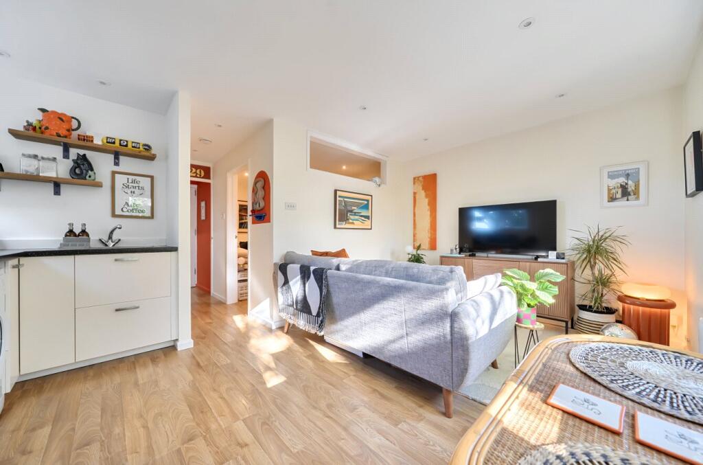 Apartment in Test Valley, Great Woodley, Romsey - More