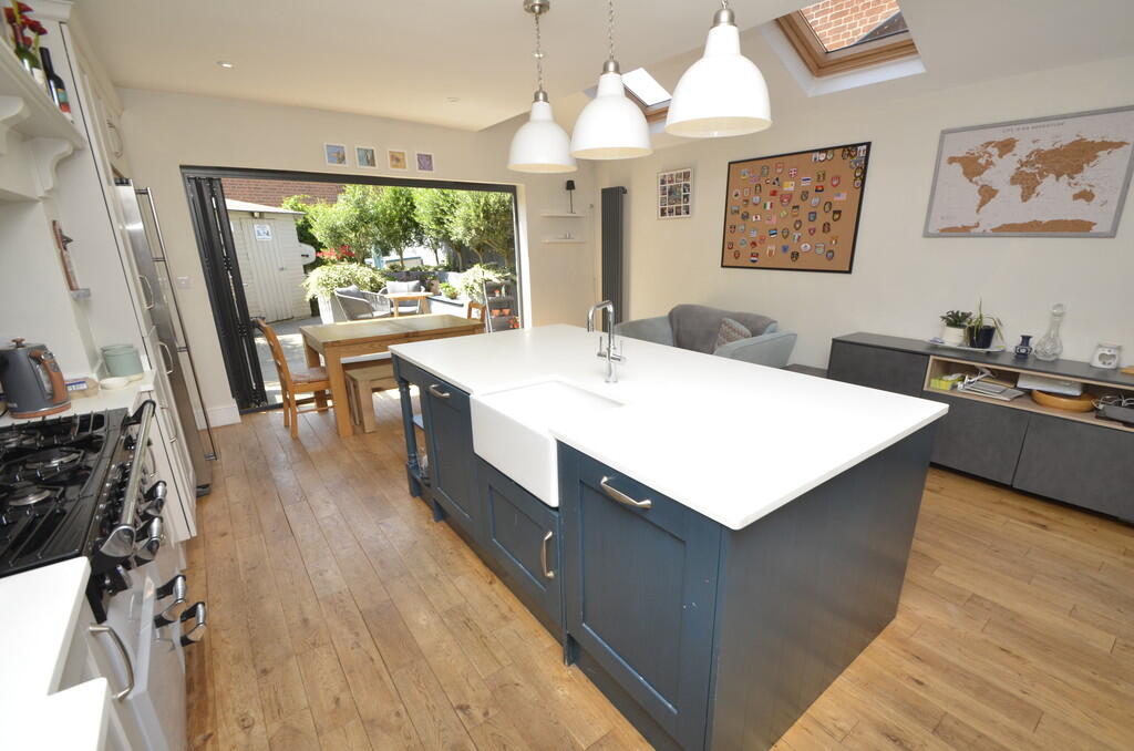 Leopold Road, Felixstowe photo 4