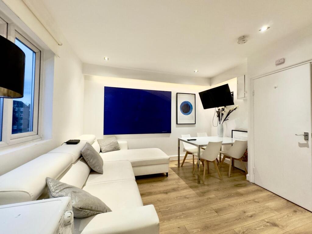 2 bedroom flat for rent