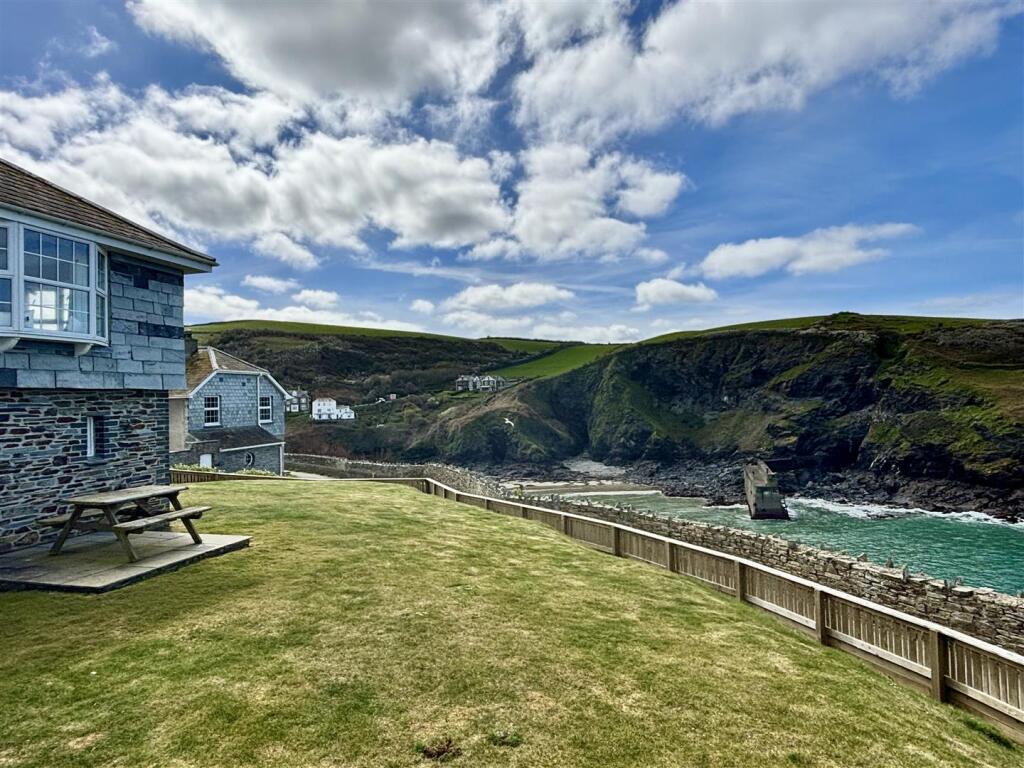 Main image of property: Port Isaac