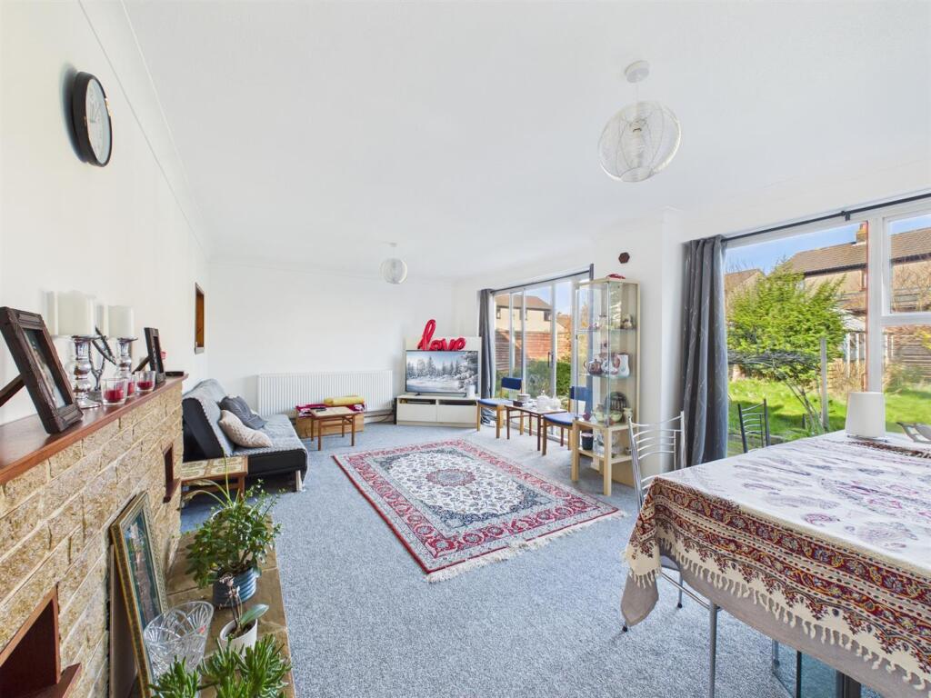 House in Lancaster, Heaton-with-Oxcliffe - View 2