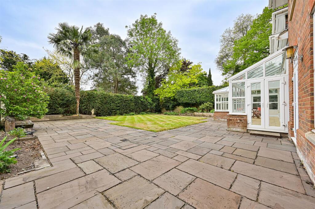 Redbourn Lane, Harpenden photo 5