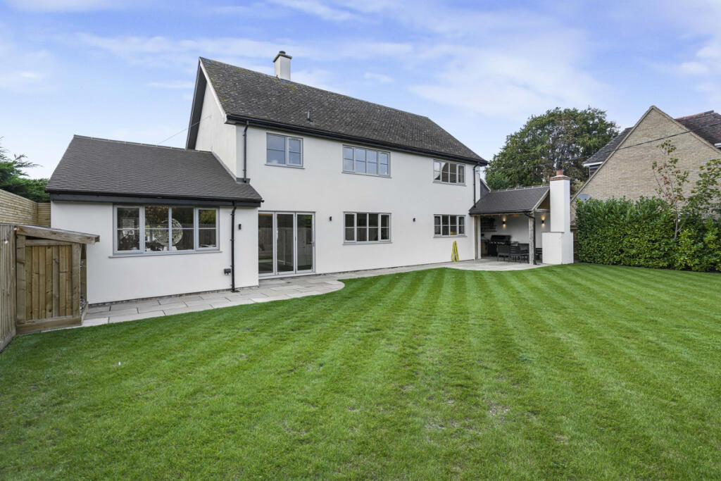 House in Vale of White Horse, East Hendred - More