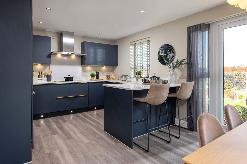 House in Luton - View 4