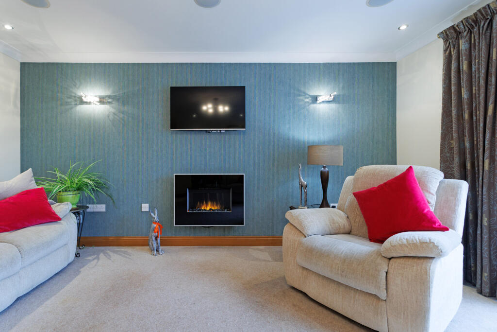 Apartment in Kilmarnock, South Ayrshire - View 5