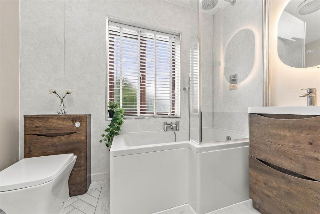 House in Havant, Waterlooville - View 5