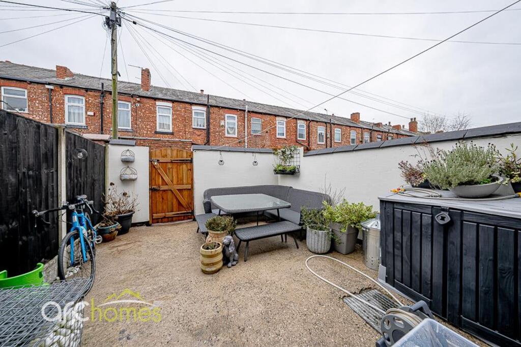 Fairhurst Street, Leigh, WN7 photo 4