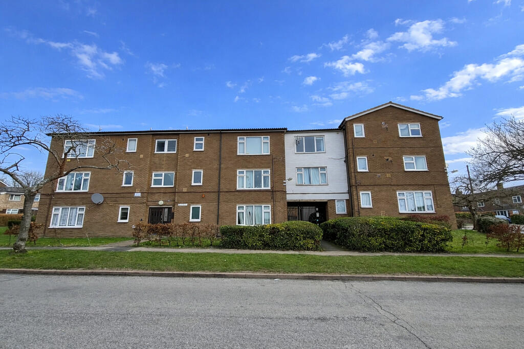 Main image of property: Maylin Close, Hitchin