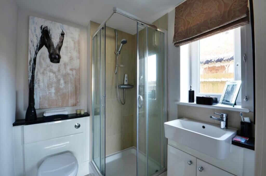 Apartment in Harrow - View 5