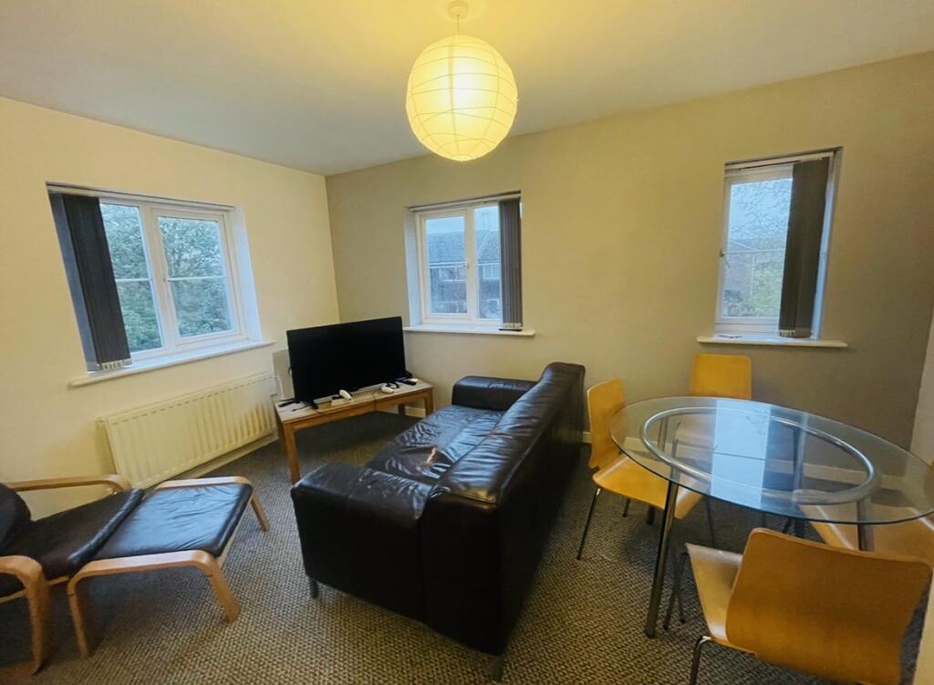Main image of property: Hassocks Close, Beeston, Nottingham, NG9 2GH