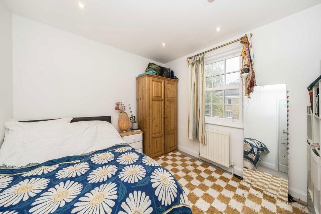 House in London - More