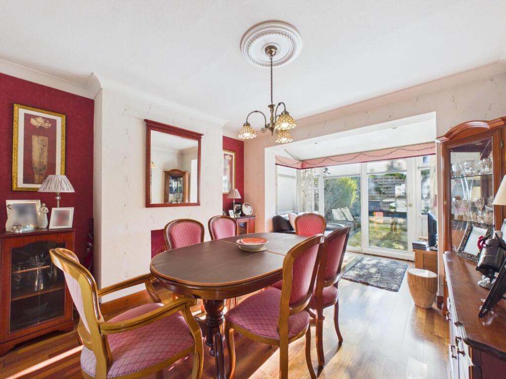 House in Bingley, Priestthorpe - View 4