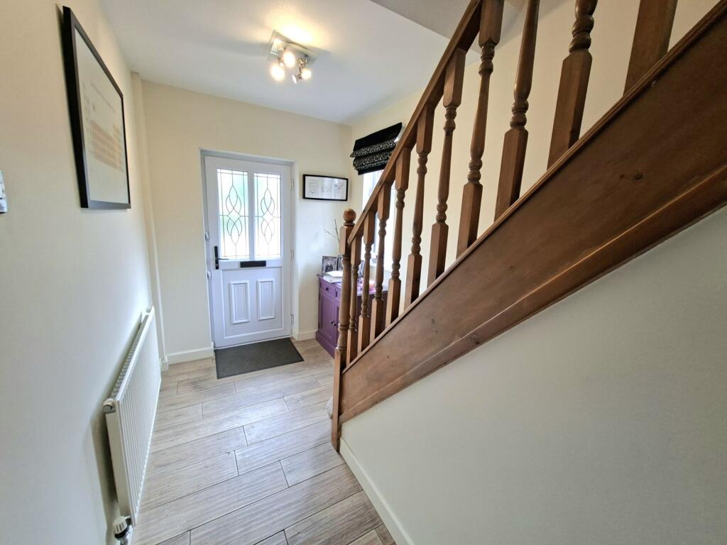 Grove Road, Deepcar, S36 photo 5