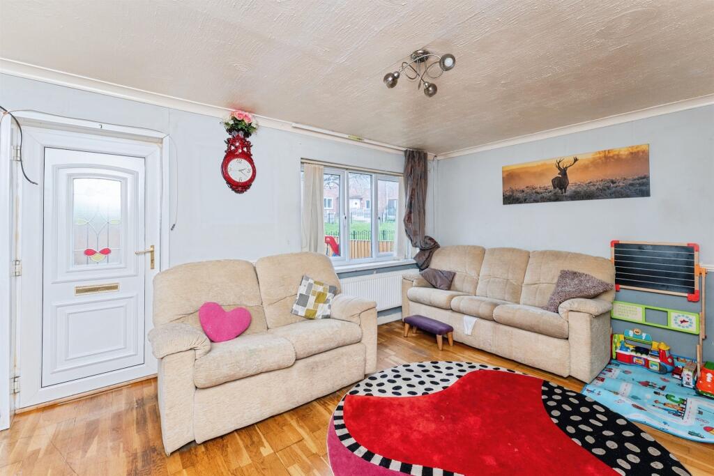 House in Llandudno, Caia Park - View 2