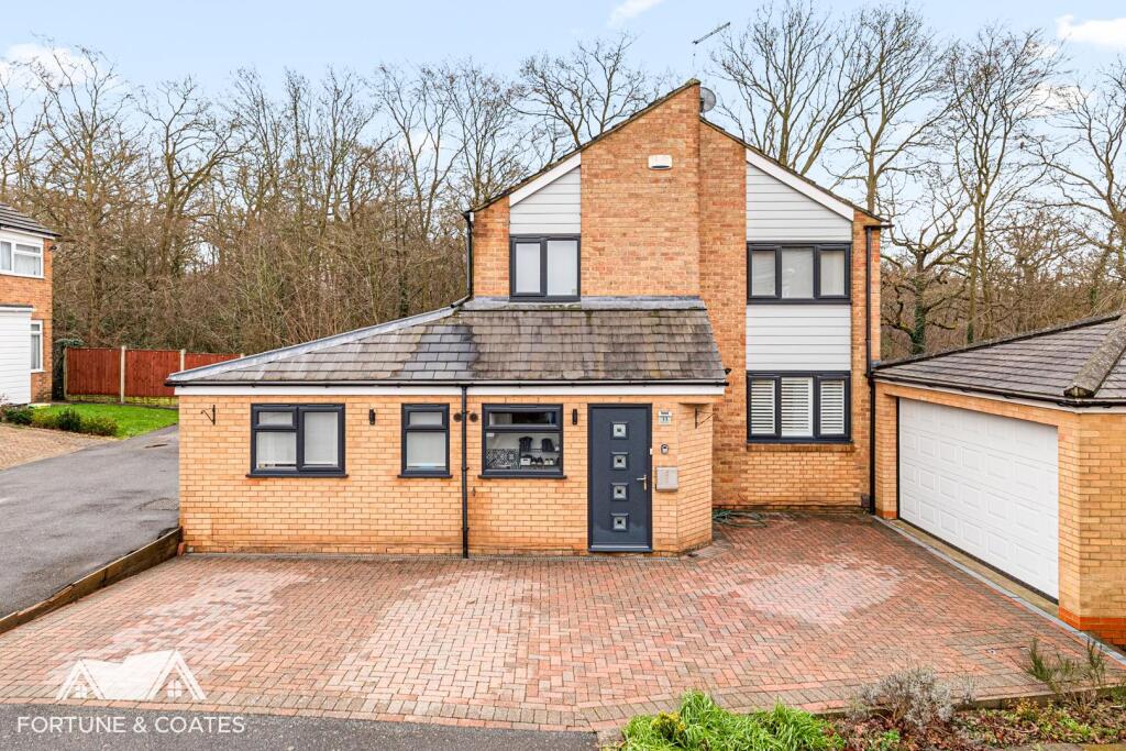 Main image of property: Paddock Mead, Harlow