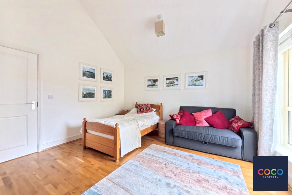 House in Dorchester - View 4