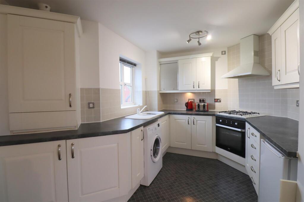 Apartment in Crewe, Leighton - View 2