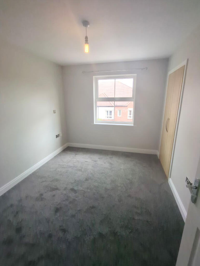 Apartment in Lincoln, Lincolnshire - View 3