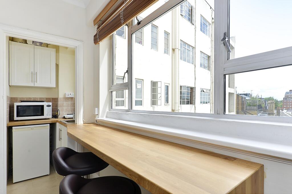 Studio flat for rent