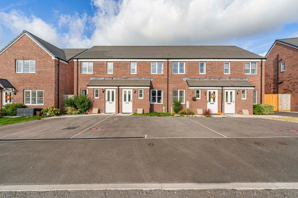 Main image of property: Rhodfa Bryn Castell, Bridgend, Bridgend, CF31 4PB