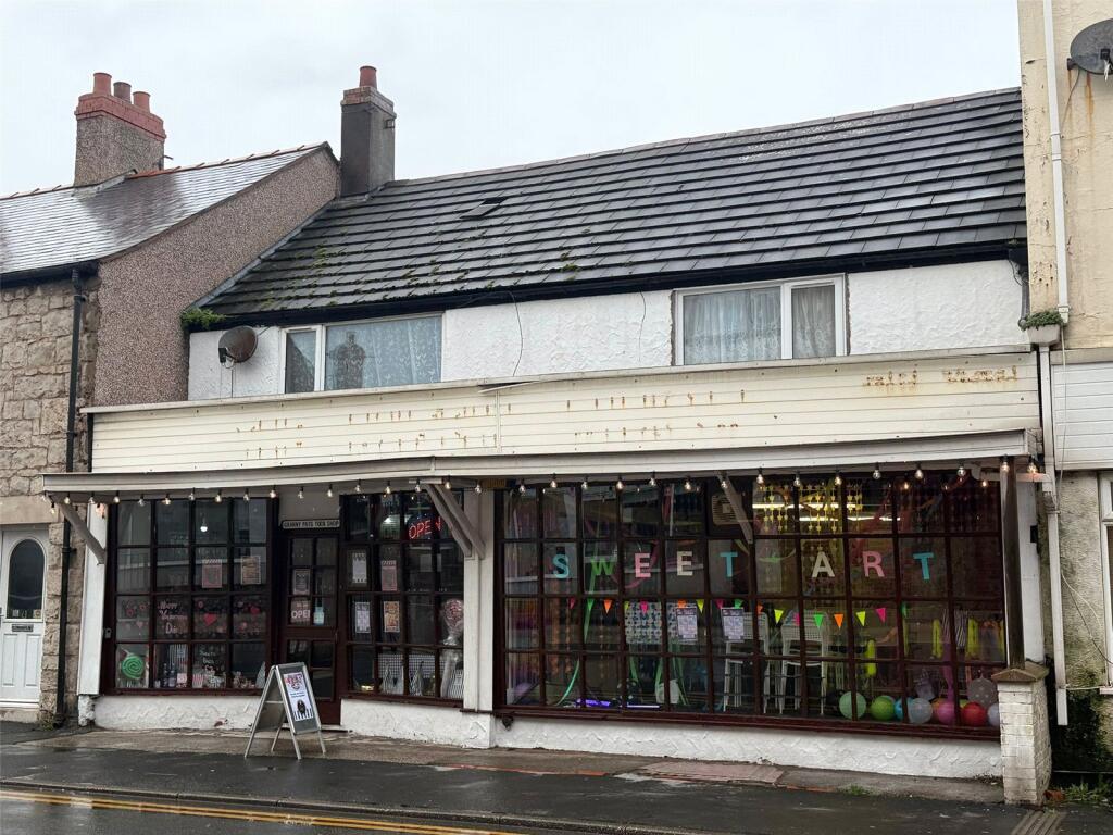 Main image of property: Wellington Road, Rhyl, Denbighshire, LL18