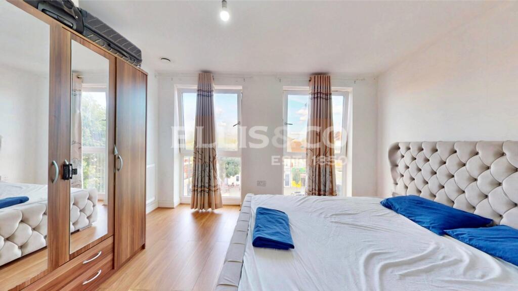 Apartment in London - View 4
