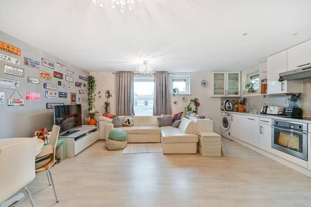 Main image of property: High Street, Hampton, TW12