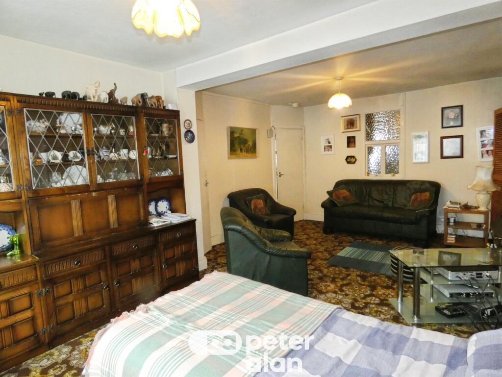 Cemetery Road, Aberdare photo 3