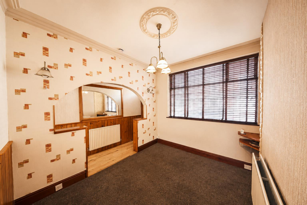House in Hull - View 5
