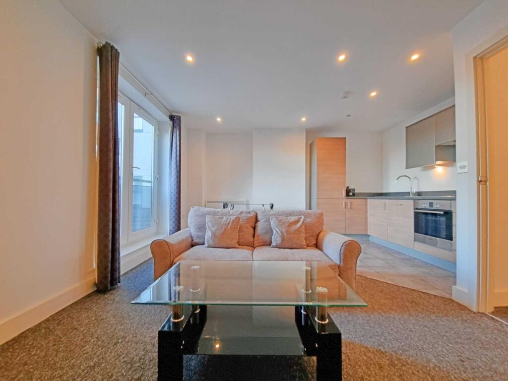 Apartment in Ipswich, Suffolk - View 2