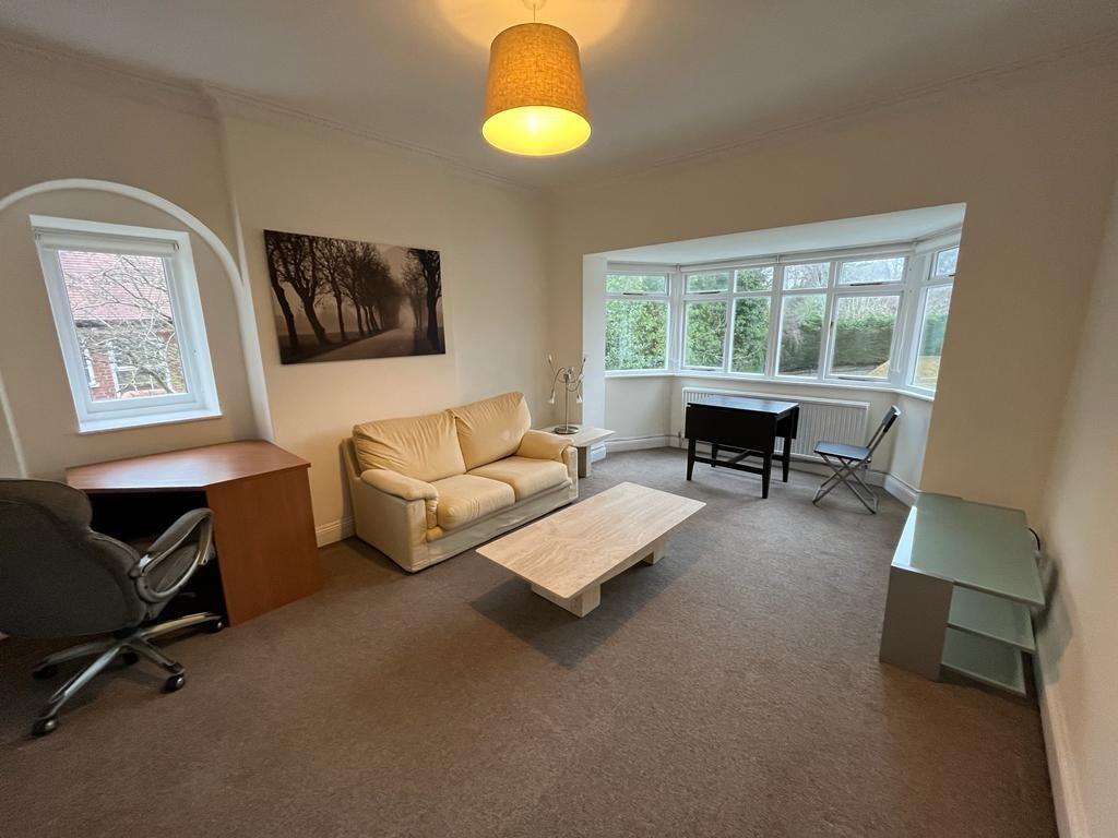 Apartment in London - View 2