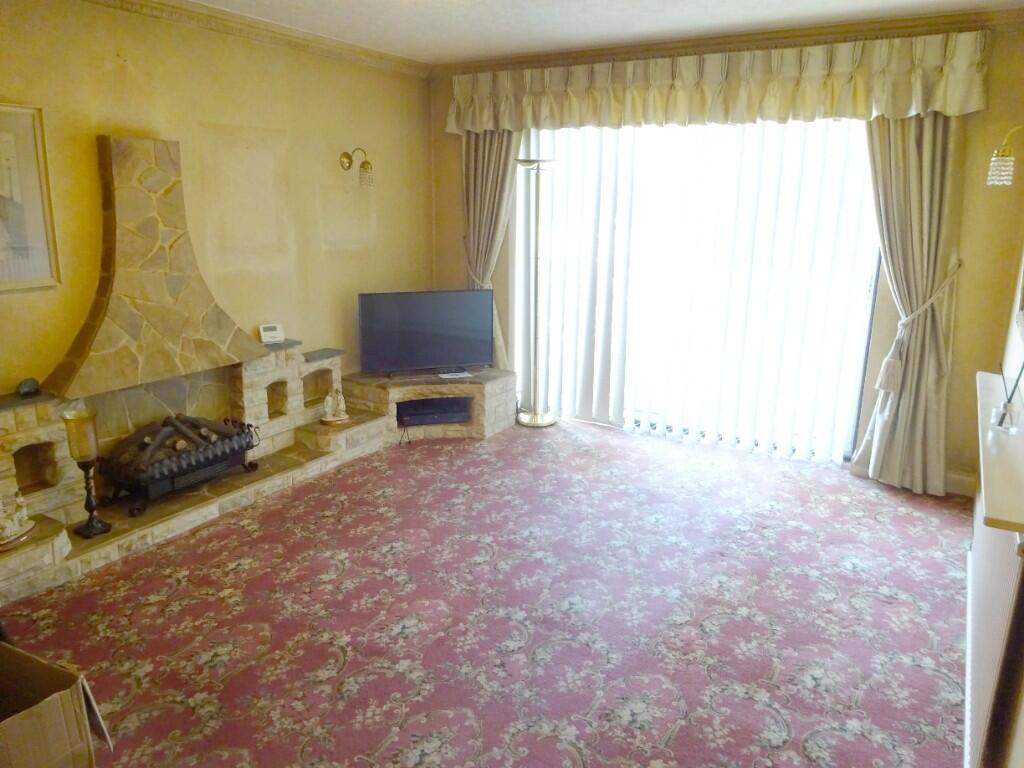 Milburn Avenue, Thornton-Cleveleys, Lancashire, FY5 photo 2
