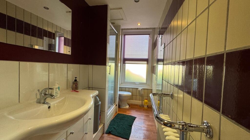 4 bedroom terraced house for rent